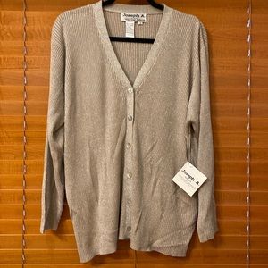 Joseph A. Woman Paris-London-New York 85% shimmery silk tan sweater (oL)